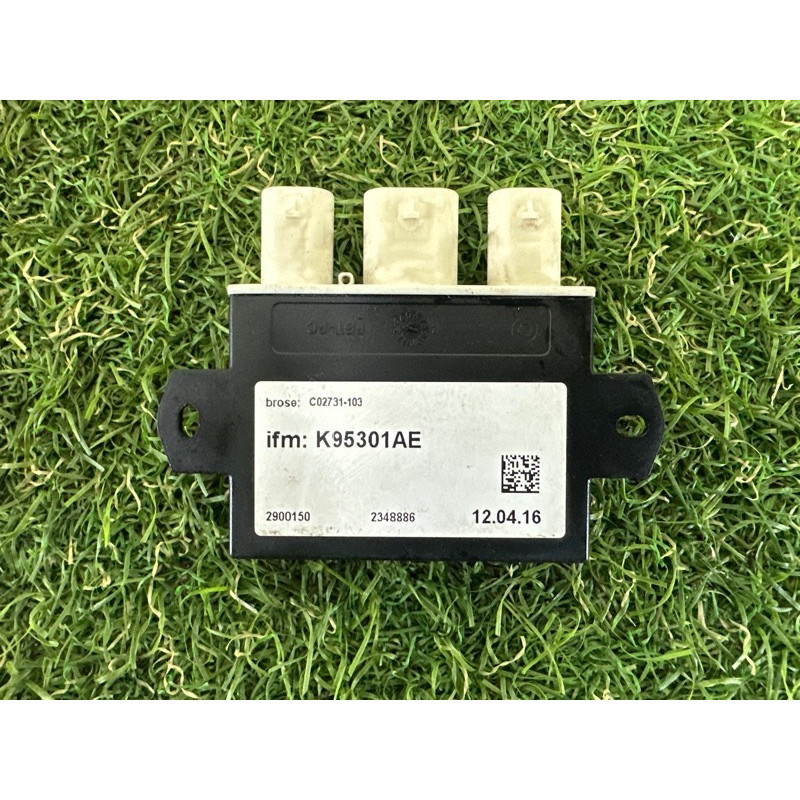 Датчик открытия багажника (электрика / датчики) LAND ROVER Range Rover Evoque L538 2016 2.0 LR072279