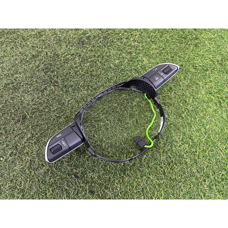 Кнопки руля (электрика / кнопки) AUDI A4 B8 2013 2.0 TFSI 4L0951523CXHA