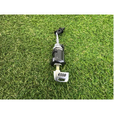 Личинка замка двери с ключом