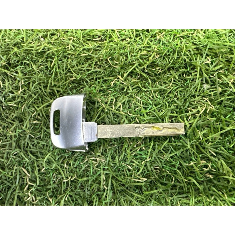 Личинка замка двери с ключом (кузов и элементы) AUDI A4 B9 2017 2.0 TFSI 107837167EN