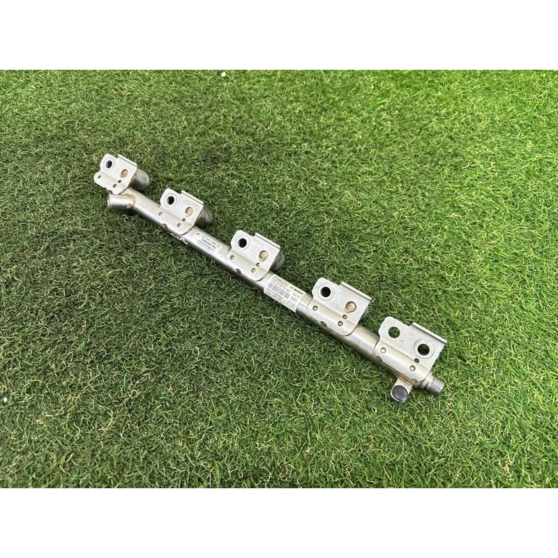 Топливная рампа (топливная система) LAND ROVER Range Rover Evoque L538 2016 2.0 LR054874