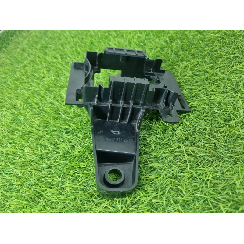 Кронштейн датчика слепых зон (кузов и элементы) Mercedes-Benz EQB 350 X243 2022 A2478214200