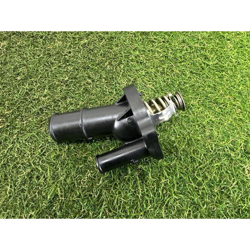 Термостат (система охлаждения) LAND ROVER Range Rover Evoque L538 2016 2.0 LR027158