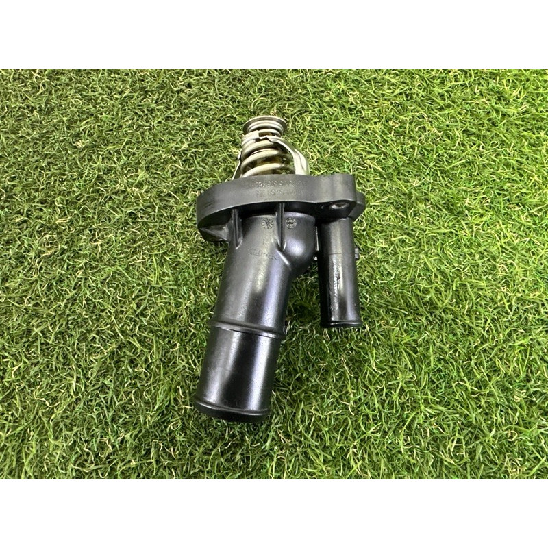 Термостат (система охлаждения) LAND ROVER Range Rover Evoque L538 2016 2.0 LR027158