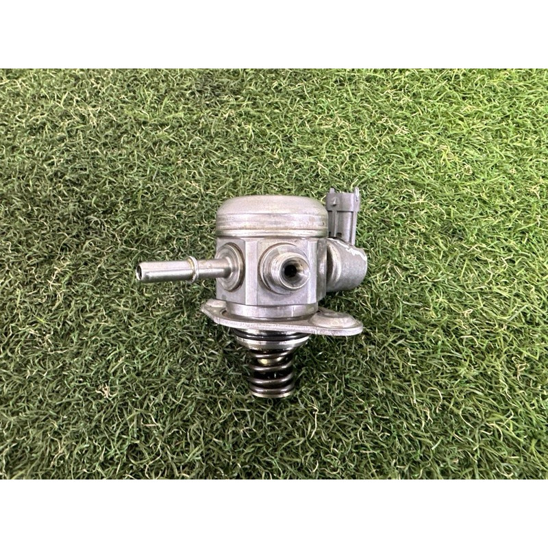 ТНВД (топливная система) LAND ROVER Range Rover Evoque L538 2016 2.0 LR025599