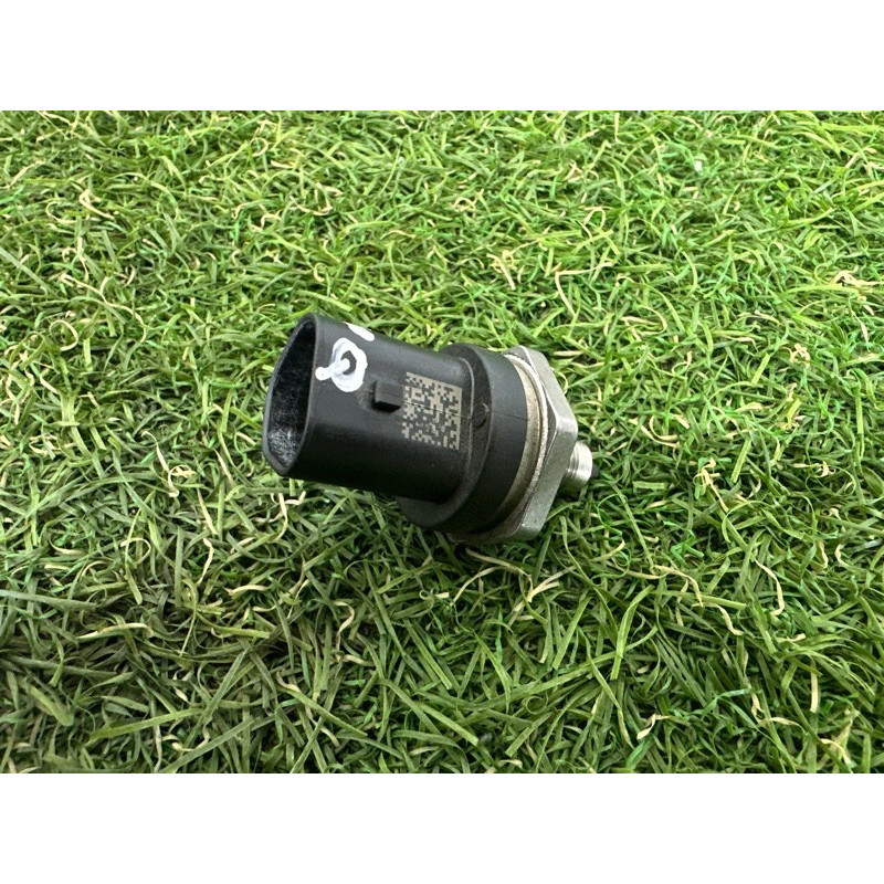 Датчик тиску пального (электрика / датчики) LAND ROVER Range Rover Evoque L538 2016 2.0 LR065516