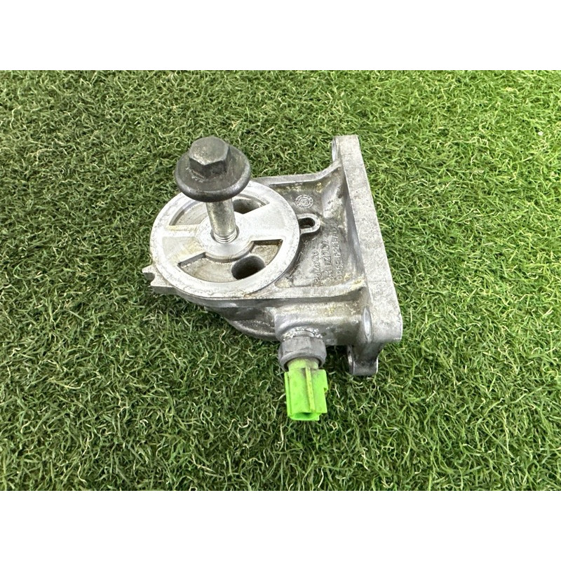 Кронштейн масляного фильтра (кронштейны двигателя) LAND ROVER Range Rover Evoque L538 2016 2.0 LR030369