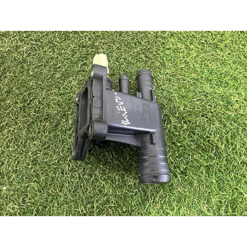 Фланець системи охолодження (система охлаждения) LAND ROVER Range Rover Evoque L538 2016 2.0 LR038758