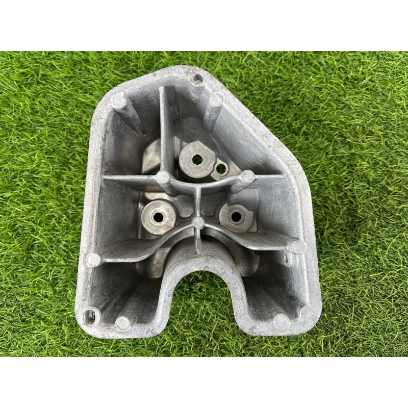 Кронштейн подрамника (подвеска) Mercedes-Benz EQB 350 X243 2022 A2433451400