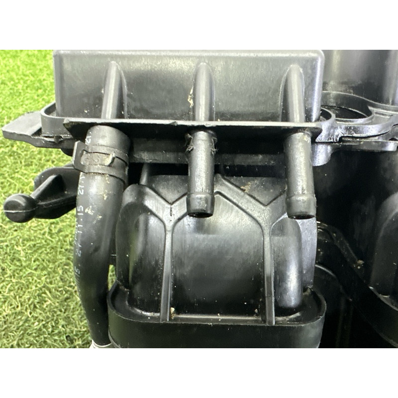 Впускний колектор (впускная система) LAND ROVER Range Rover Evoque L538 2016 2.0 LR083482