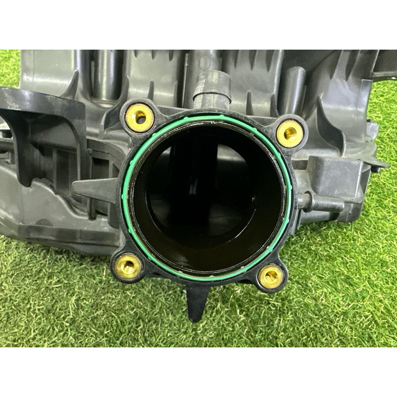 Впускний колектор (впускная система) LAND ROVER Range Rover Evoque L538 2016 2.0 LR083482