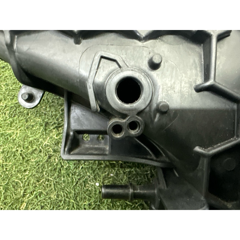 Впускний колектор (впускная система) LAND ROVER Range Rover Evoque L538 2016 2.0 LR083482