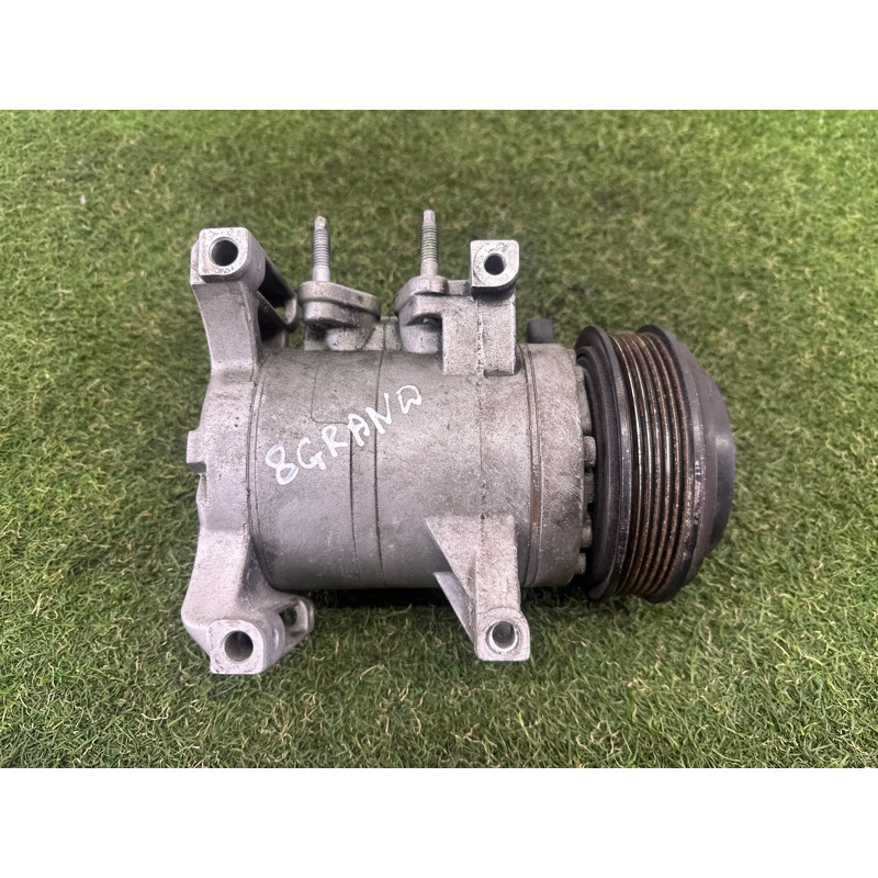 Компрессор кондиционера (отопление и кондиционирование) Jeep Grand Cherokee WK2 2018 3.6 68251534AE