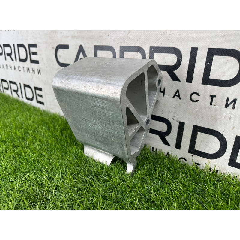 Кронштейн радиатора (кузов и элементы) Mercedes-Benz EQB 350 X243 2022 A2476280900