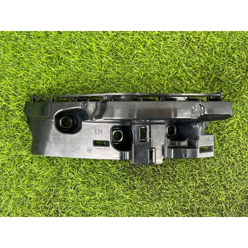 Крепление бампера (кузов и элементы) Mercedes-Benz EQB 350 X243 2022 A2478852100