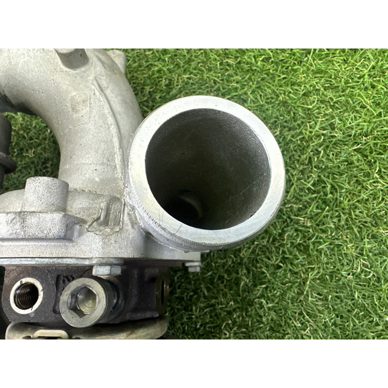 Турбина (выпускная система) LAND ROVER Range Rover Evoque L538 2016 2.0 LR066515