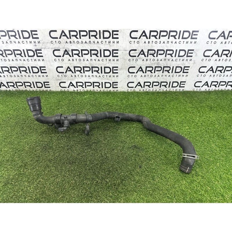 Патрубок (система охлаждения) LAND ROVER Range Rover Evoque L538 2016 2.0 LR049638