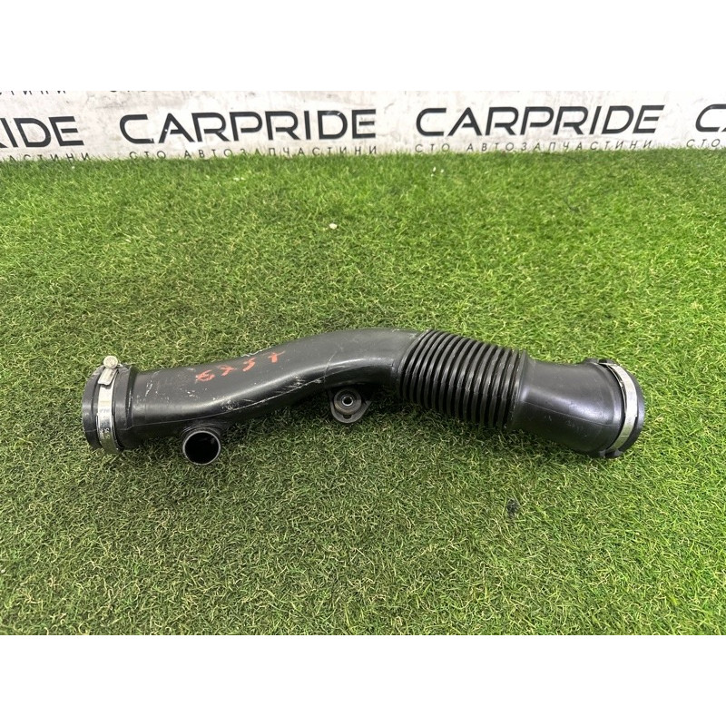 Патрубок воздушного фильтра (впускная система) LAND ROVER Range Rover Evoque L538 2016 2.0 LR024307