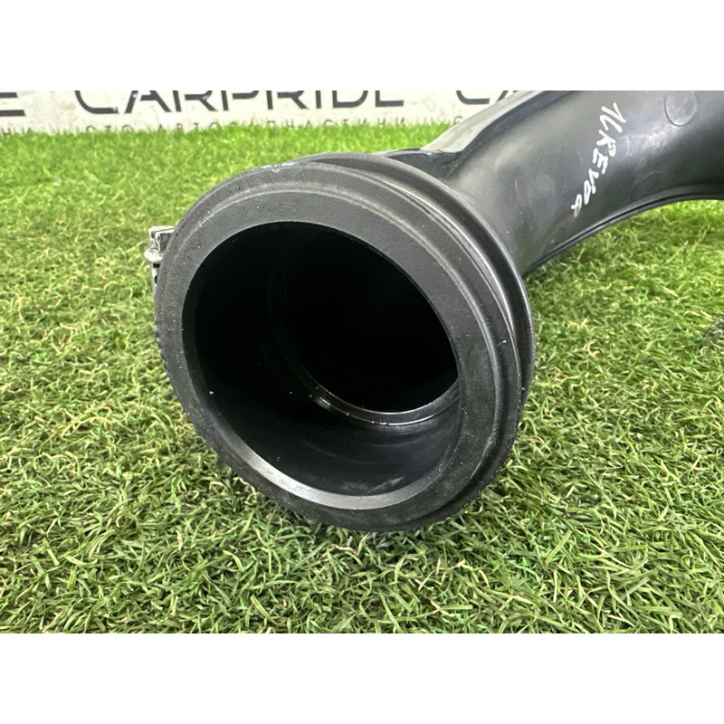 Патрубок воздушного фильтра (впускная система) LAND ROVER Range Rover Evoque L538 2016 2.0 LR056238