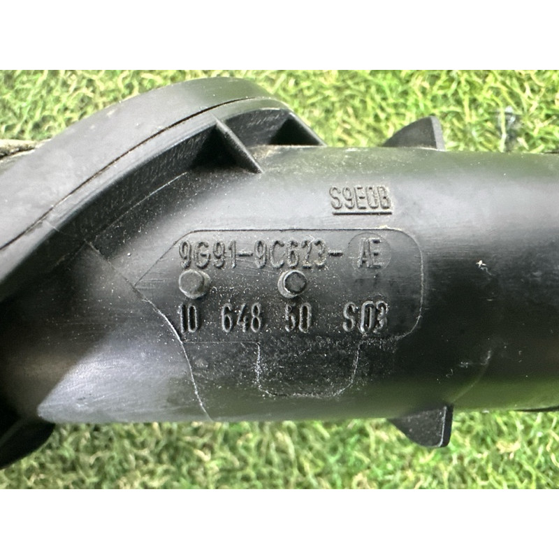 Патрубок воздушного фильтра (впускная система) LAND ROVER Range Rover Evoque L538 2016 2.0 LR056238