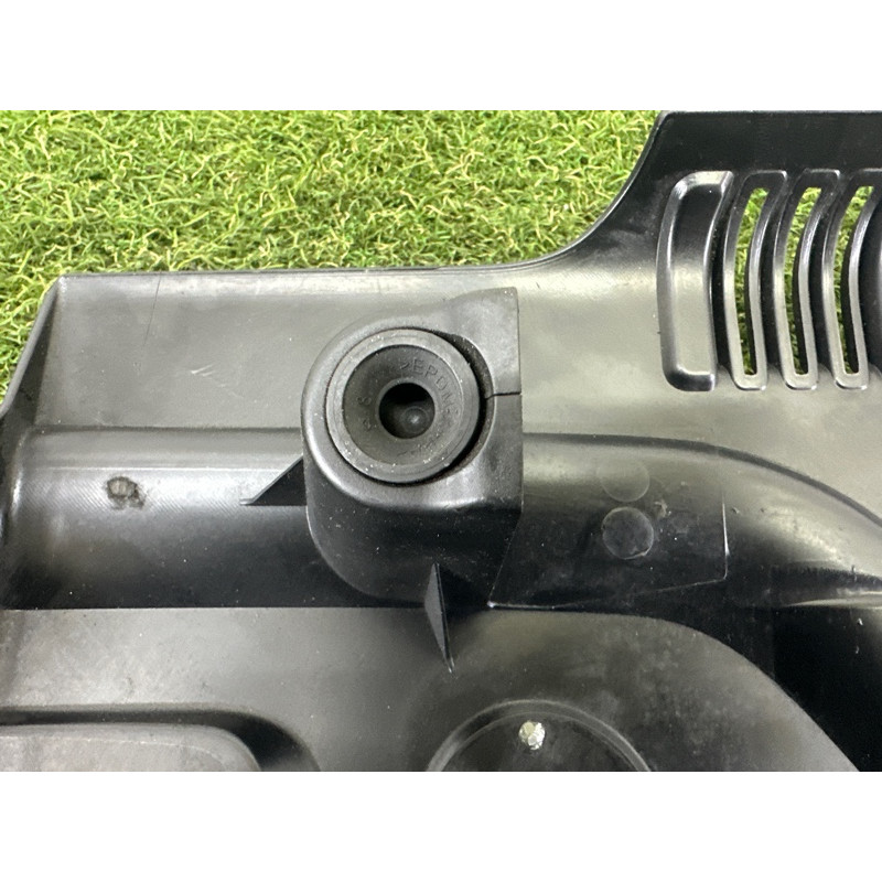 Декоративная крышка двигателя (двигатель и элементы) AUDI A4 B8 2010 2.0 CAEB 06J103925AG