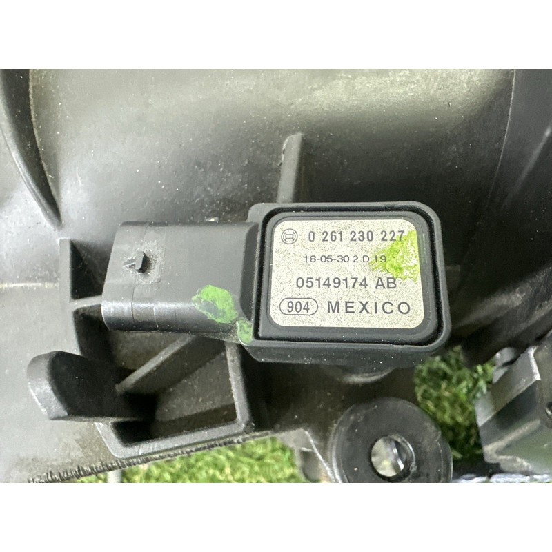 Коллектор впускной (впускная система) Jeep Grand Cherokee WK2 2018 3.6 4861970AF