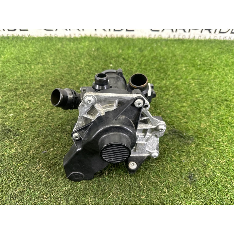 Помпа (система охлаждения) AUDI A4 B9 2018 2.0 DBPA 06L121111J