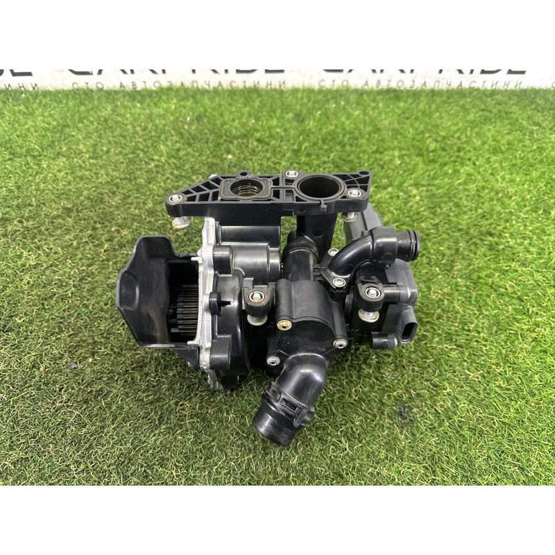 Помпа (система охлаждения) AUDI A4 B9 2018 2.0 DBPA 06L121111J