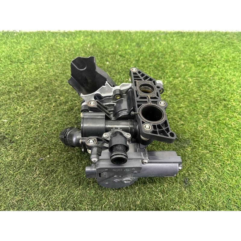 Помпа (система охлаждения) AUDI A4 B9 2018 2.0 DBPA 06L121111J