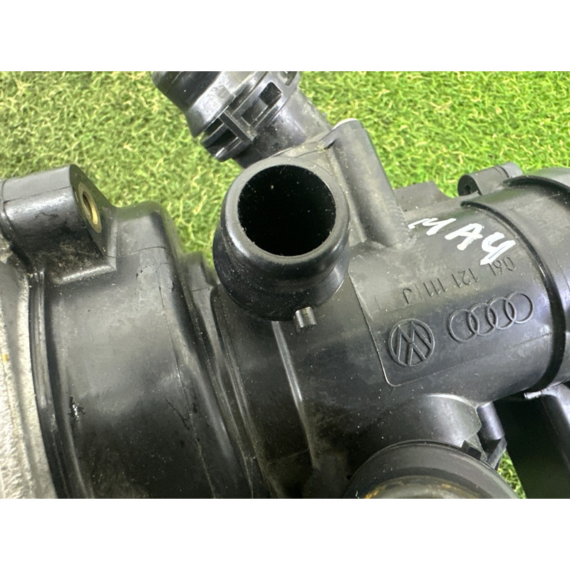 Помпа (система охлаждения) AUDI A4 B9 2018 2.0 DBPA 06L121111J