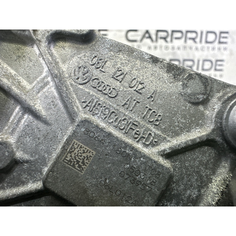 Помпа (система охлаждения) AUDI A4 B9 2018 2.0 DBPA 06L121111J