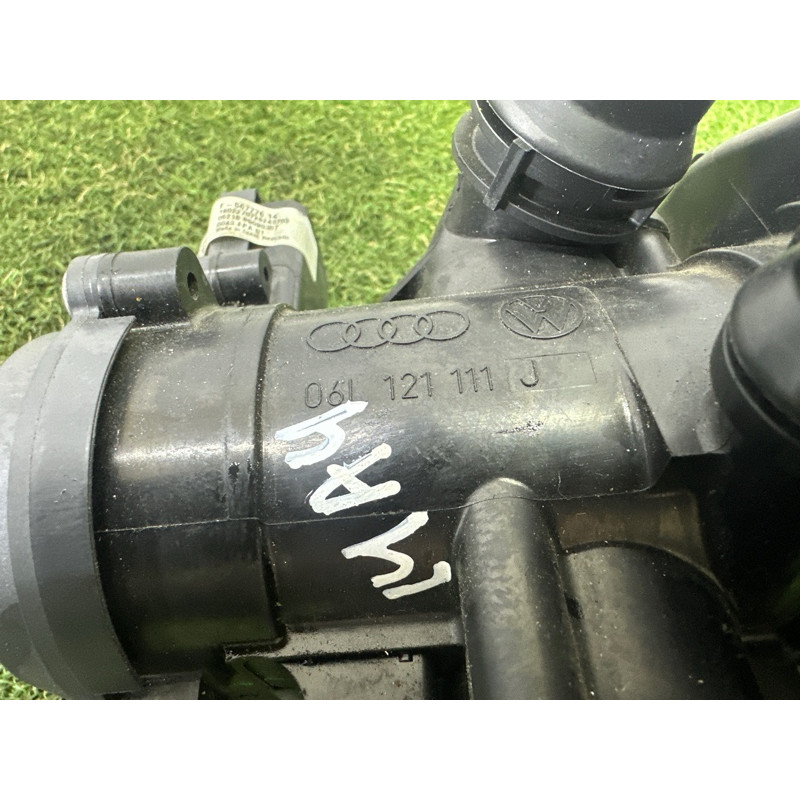 Помпа (система охлаждения) AUDI A4 B9 2018 2.0 DBPA 06L121111J