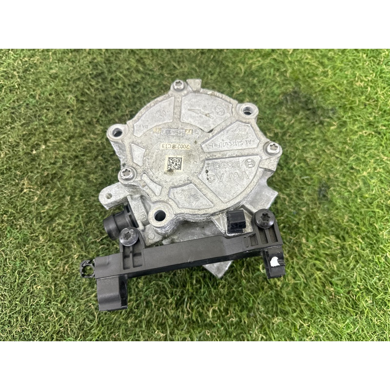 Вакуумный насос (тормозная система) AUDI A4 B9 2018 2.0 DBPA 06K145100AE