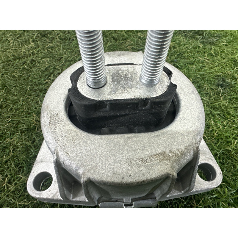 Подушка КПП (трансмиссия) Jeep Grand Cherokee WK2 2018 3.6 68032662AE