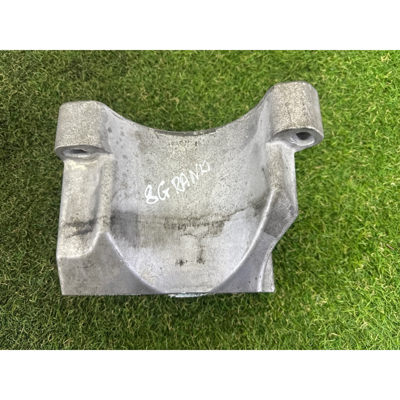 Кронштейн АКПП (трансмиссия) Jeep Grand Cherokee WK2 2018 3.6 68275992AA