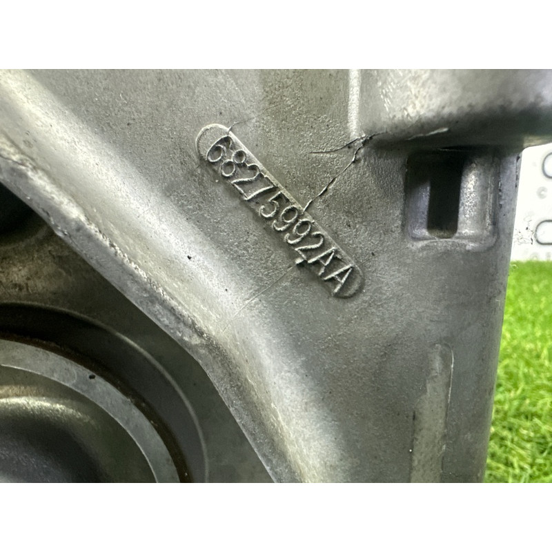 Кронштейн АКПП (трансмиссия) Jeep Grand Cherokee WK2 2018 3.6 68275992AA