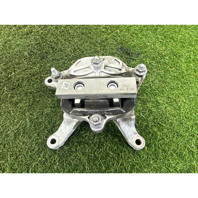 Подушка КПП (трансмиссия) AUDI A4 B9 2018 2.0 DBPA 8W0399156AN