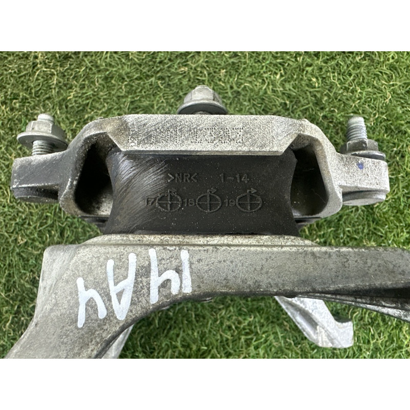 Подушка КПП (трансмиссия) AUDI A4 B9 2018 2.0 DBPA 8W0399156AN