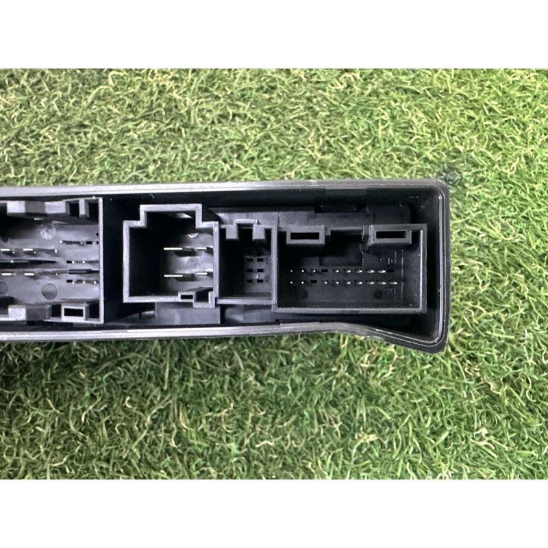 Блок управления сиденьем (электрика / блоки управления) AUDI Q7 4M 2017 2.0 TFSI 4M1959760G