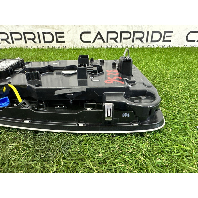 Плафон салона (салон) AUDI A4 B9 2017 2.0 TFSI 8W0947135AKBC5