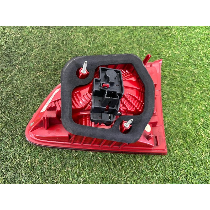 Задний фонарь (оптика) Volkswagen Touareg NF 2012 3.0 Hybrid CGFA 7P6945093C