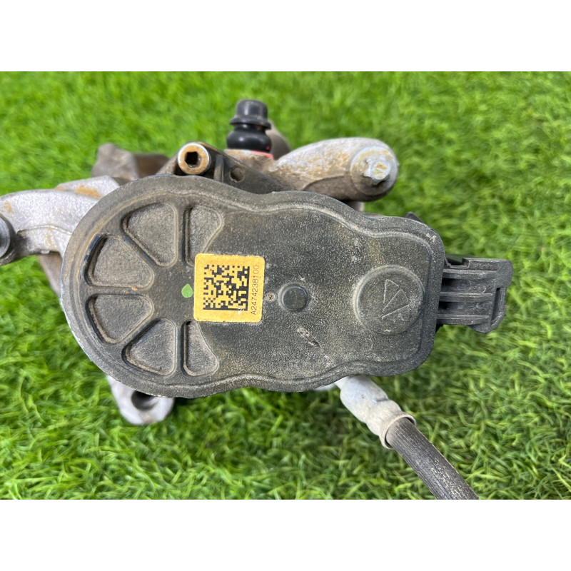 Суппорт тормозной (тормозная система) Mercedes-Benz EQB 350 X243 2022 A2474233900