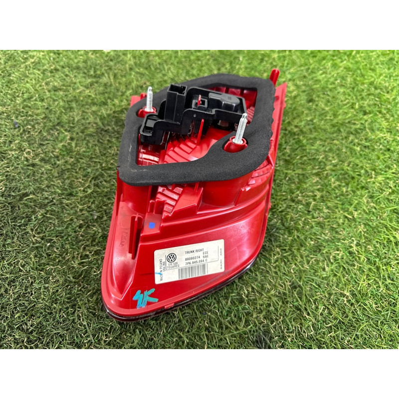 Задний фонарь (оптика) Volkswagen Touareg NF 2011 3.6 7P6945094C