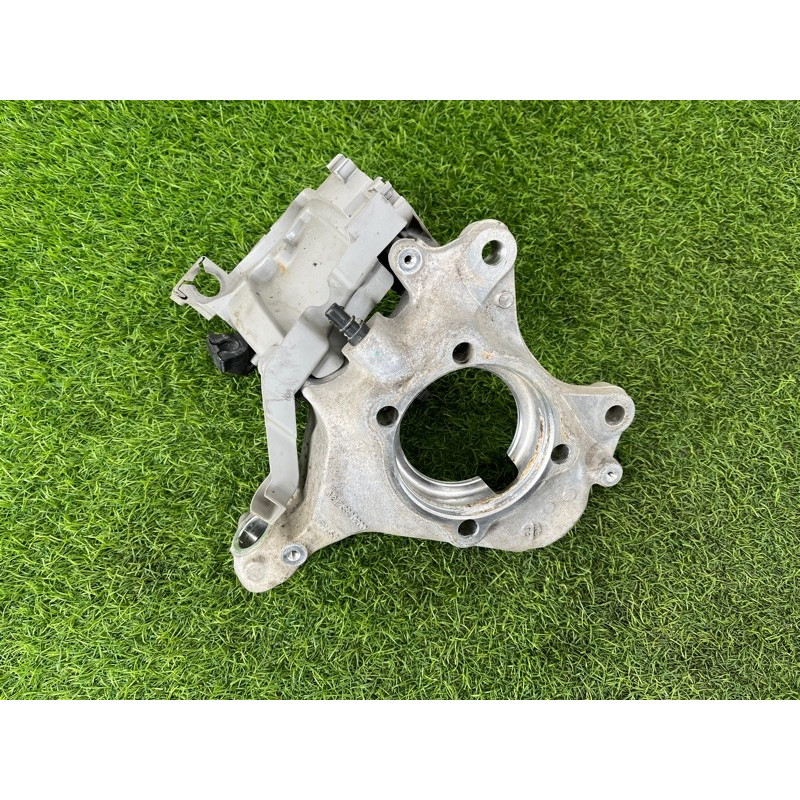 Поворотный кулак (подвеска) Mercedes-Benz EQB 350 X243 2022 A2473320200