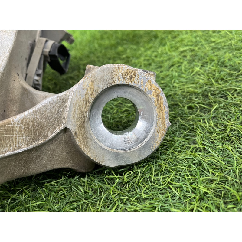 Поворотный кулак (подвеска) Mercedes-Benz EQB 350 X243 2022 A2473320200