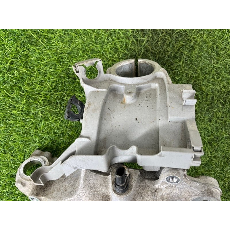 Поворотный кулак (подвеска) Mercedes-Benz EQB 350 X243 2022 A2473320200