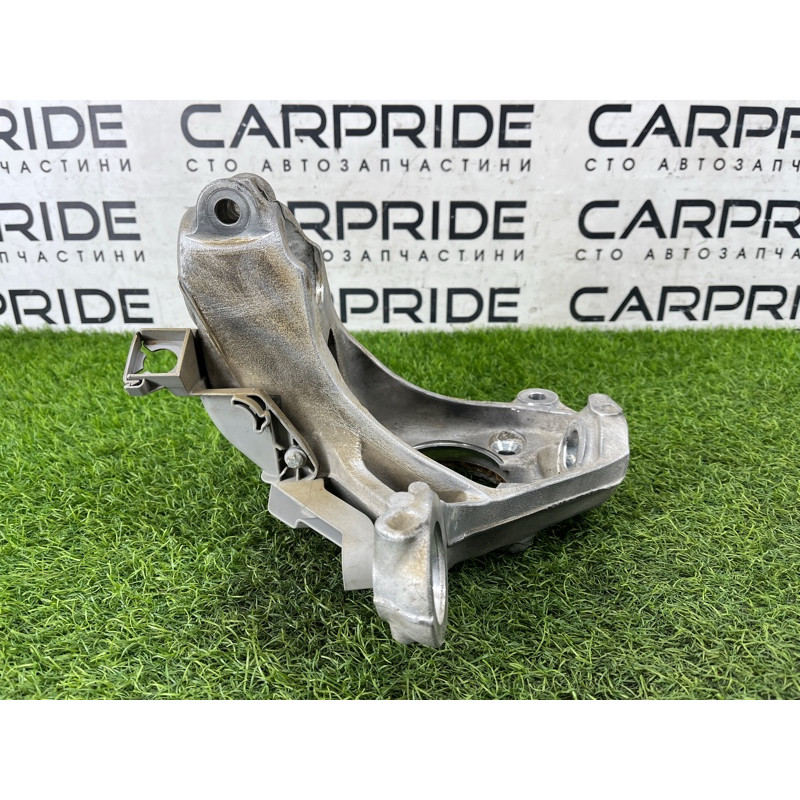 Поворотний кулак (подвеска) Mercedes-Benz EQB 350 X243 2022 A2473320100