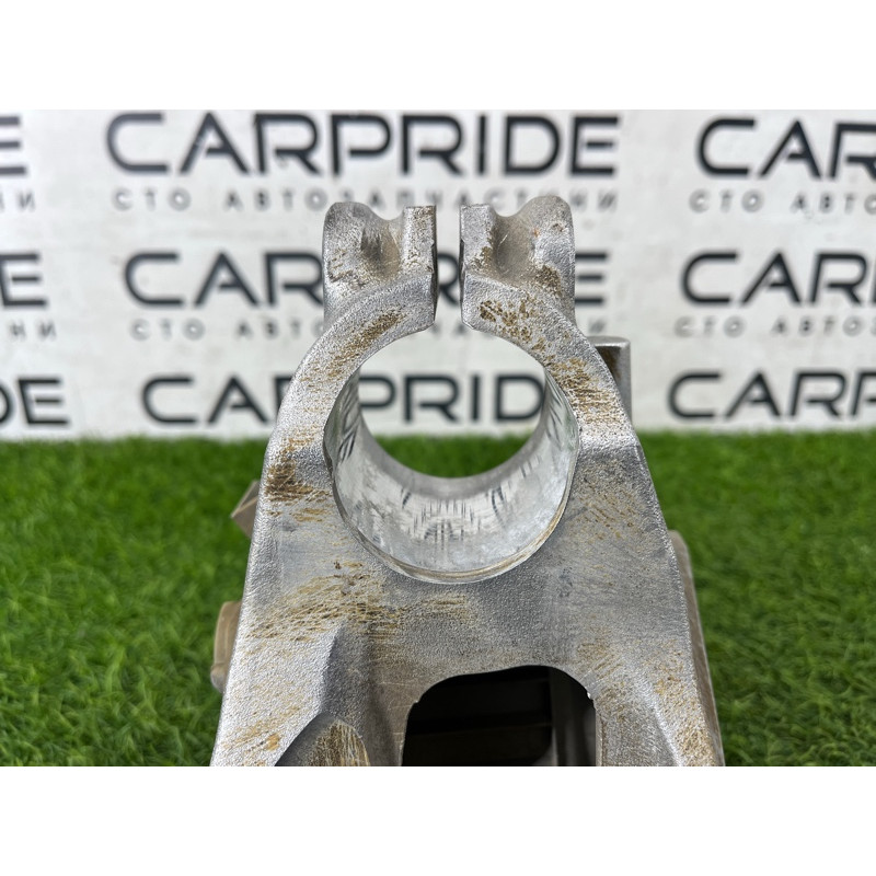 Поворотний кулак (подвеска) Mercedes-Benz EQB 350 X243 2022 A2473320100