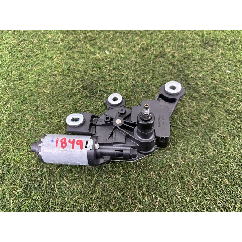 Мотор дворников (электрика) Volkswagen Touareg NF 2013 3.0 Hybrid 7P6955711A