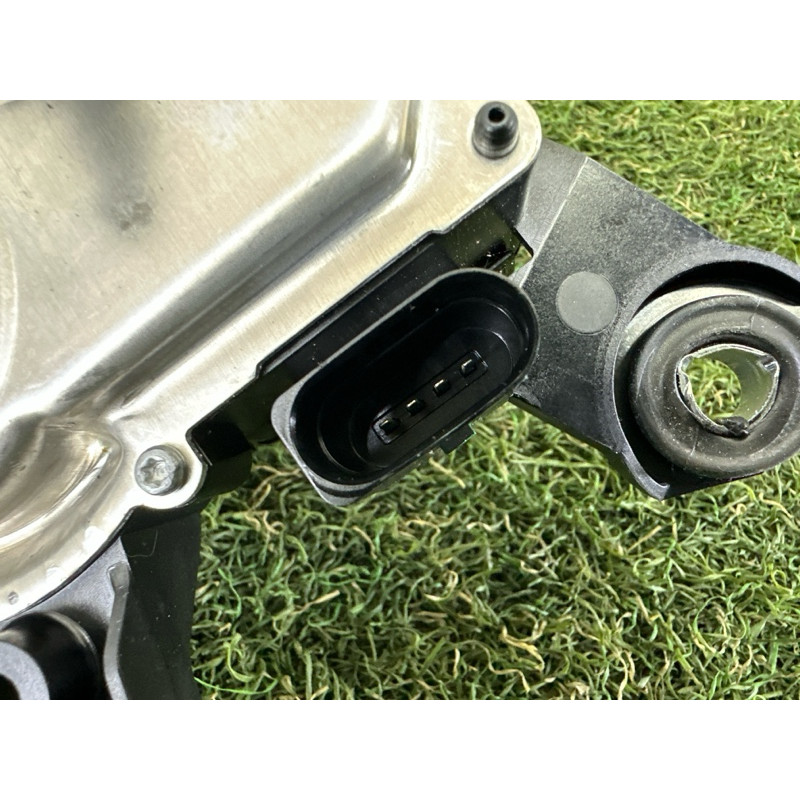 Мотор дворников (электрика) Volkswagen Touareg NF 2013 3.0 Hybrid 7P6955711A